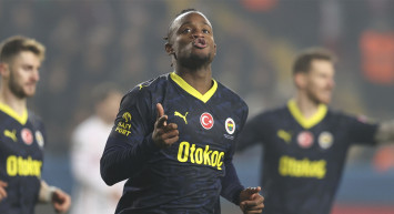 Fenerbahçe Batshuayi ile turladı: Kupada çeyrek finale yükseldi