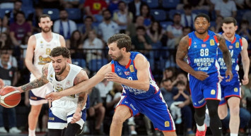 Fenerbahçe Beko, Anadolu Efes’i farkla devirdi: Seride durum 2-0’a geldi