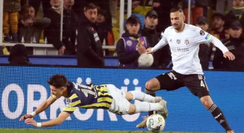 Fenerbahçe-Beşiktaş maçında tartışmalı pozisyonlar! Rıdvan Dilmen: Karar doğru değil