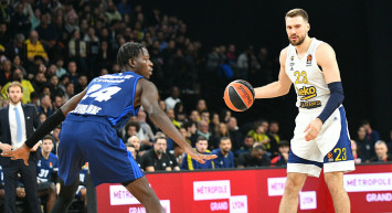 Fenerbahçe Fransa'da kazandı: Asvel'i mağlup etti