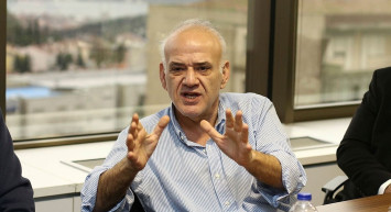 Fenerbahçe - Galatasaray derbisinin ardından Ahmet Çakar maçı değerlendirdi!