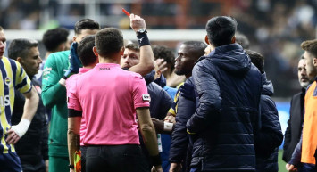 Fenerbahçe ligden çekildi mi, çekilirse ne olur? Fenerbahçe Süper Lig’den çekiliyor mu? Ali Koç’tan dikkat çeken Süper Lig açıklaması