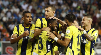 Fenerbahçe, Rize’de patlama yaptı: Fred kariyerinde ilk kez hat-trick yaptı