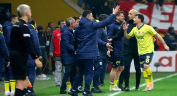 Fenerbahçe taraftarları çileden çıktı: Mert Hakan Yandaş’a tepkiler çığ gibi büyüyor