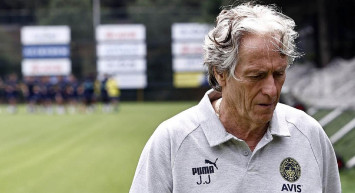 Fenerbahçe teknik direktörü Jorge Jesus takımın çok kolay top kaybı yapmasından rahatsız oldu!