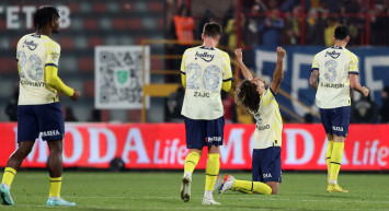 Fenerbahçe, Ümraniyespor karşısında son dakikalarda galibiyeti buldu