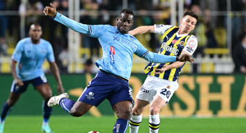 Fenerbahçe zirve yarışını 4 golle sürdürdü: Evinde Adana Demirspor'u mağlup etti