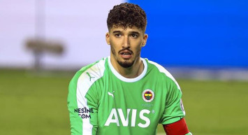 Fenerbahçe'de Altay Bayındır'ın iç transferi için yönetim harekete geçti!