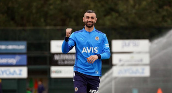 Fenerbahçe'de Serdar Dursun kendisini yeteri kadar oynatmadığını düşündüğü eski teknik direktörü Vitor Pereira'ya söyledikleriyle gündem oldu