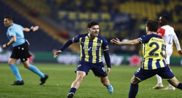 Fenerbahçe'de Sosa kadro dışı bırakıldı mı, neden kadro dışı bırakıldı? Magazine düşen görüntüler oyuncuyu üzdü