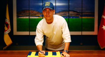 Fenerbahçe'den Ayrılan Emre Mor'un Yeni Takımı Belli Oldu!