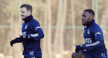 Fenerbahçeli Bright Osayi Samuel'e ülkesi Nijerya'dan milli davet geliyor!