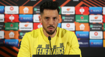 Fenerbahçeli Jose Sosa'dan Frankfurt Maçı Öncesi Çarpıcı Açıklamalar!