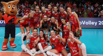 Filenin Sultanları, Polonya'yı Devirdi!