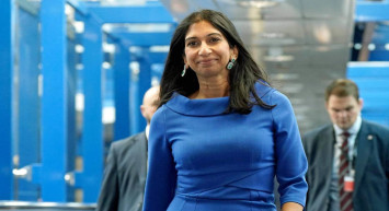 Filistin’e destek gösterilerine karşı çıktı: İngiliz Bakanın görevine son verildi