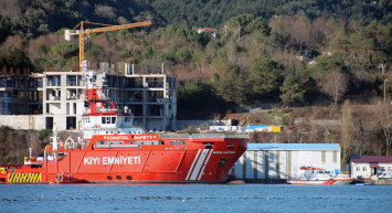 Fırtınada batan gemiden 48 gündür haber alınamıyor! 7 personel kayıp