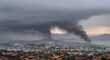 Fransa, Yeni Kaledonya’da kontrol sağlayamıyor: Ülkede şiddet olayları artıyor