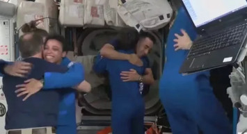 ''Freedom'' Uluslararası Uzay İstasyonu'na ulaştı! Uzay tarihinde bir ilk gerçekleşti