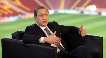 Galatasaray Başkanı Burak Elmas, Haziran ayındaki seçim öncesi kirli iktidar oyunları oynandığını söyledi