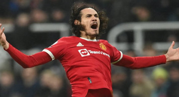 Galatasaray Cavani’yi transfer edecek mi? Edinson Cavani Galatasaray’a gelecek mi? Galatasaray Uruguaylı süper star Cavani’ye kanca attı