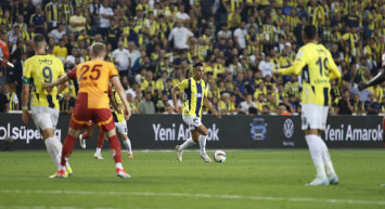 Galatasaray derbisinde yokları oynadı: Mourinho, Sebastian Szymanski’nin biletini kesti