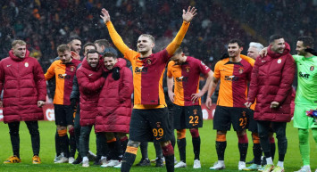 Galatasaray endişe veren ayrılıklar: 2 yıldız erkenden yolcu oluyor