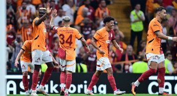 Galatasaray ligde dolu dizgin gidiyor: Maçın yıldızı Sara oldu