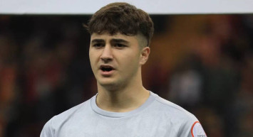 Galatasaray maçında yıldızlaştı ama yetmedi: Kaleci Deniz Ertaş kurtarışlarıyla maça damga vurdu