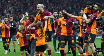 Galatasaray Sivasspor virajını kayıpsız geçti: Cimbom şampiyonluğa 1 maç uzaklıkta