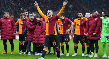 Galatasaray sol gösterip sağ vurdu: Paredes beklenirken Fred geliyor