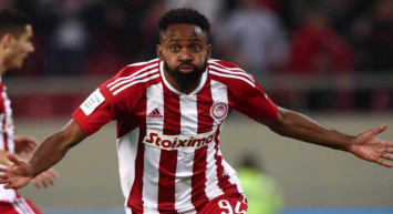 Galatasaray transferi KAP’a bildirdi: Cedric Bakambu İstanbul’a geldi