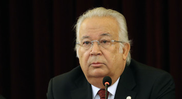 Galatasaray'da Domenec Torrent ayrıldı mı? Başkan Adayı Eşref Hamamcıoğlu Torrent ile devam etmeyeceklerini açıkladı