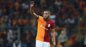 Galatasaray’da Hakim Ziyech depremi: Takımdan ayrılacağını Erden Timur’a iletti