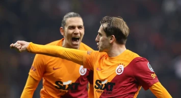 Galatasaray'da kritik bir dönemeç kapıda: Hakim Ziyech'in cezalı duruma düşmesiyle beraber ilk 11'e Kerem Aktürkoğlu mu dönüyor?