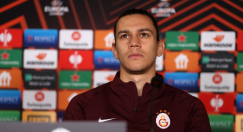 Galatasaray'da Taylan Antalyalı, Barcelona ile oynayacakları rövanş mücadelesi öncesinde zorlu bir sınav vereceklerini ifade ederek maçın önemine dikkat çekti