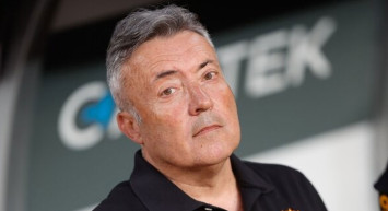 Galatasaray'dan ayrılması söz konusu olan Teknik Direktör Domenec Torrent, Dursun Özbek yönetiminden haber bekliyor!