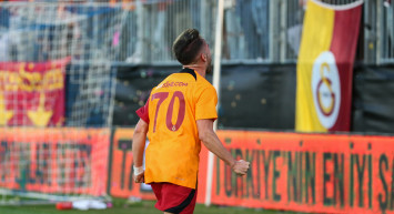 Galatasaray'ın genç yıldızı Yunus Akgün, Sigma Olomouc ile oynanan hazırlık maçı sonrası açıklamalarda bulundu.