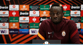 Galatasaray'ın Golcü Oyuncusu Mbaye Diagne'den Marsilya Maçı Açıklamaları!