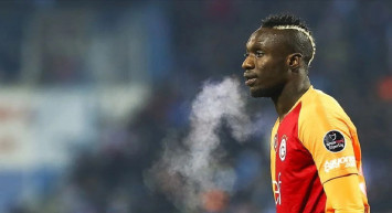 Galatasaray'ın golcüsü Diagne artık Fatih Karagümrük'te! Diagne, yeni takımının renklerine geçiş yaptı