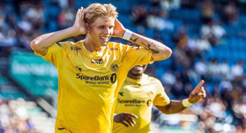 Galatasaray’ın gündeminde yer alan Albert Gronbaek kimdir, hangi takımlarda oynuyor?