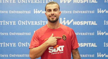 Galatasaray'ın kadrosuna kattığı Abdülkerim Bardakcı'nın Fenerbahçe'ye transferini Jorge Jesus istememiş!