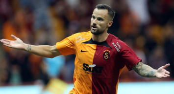 Galatasaray'ın yeni transferi Haris Seferovic, Kasımpaşa ile oynanan maçta gösterdiği performansla eski yıldız Radamel Falcao'yu hatırlattı!