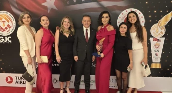 Gazetecilikte Dostluk Ödülleri New York’ta Sahiplerini Buldu