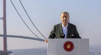 Geçtiğimiz günlerde Başkan Erdoğan açılışını yapmıştı, 1915 Çanakkale Köprüsü sorusu izleyenleri şaşkına çevirdi!