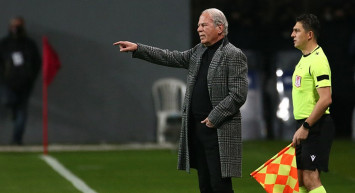 Giresunspor Mağlubiyeti Sonrası Altay Teknik Direktörü Mustafa Denizli'nin Açıklamaları Büyük Ses Getirdi!