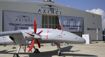 Göklerde Türk izi! Yerli ve milli AKINCI TİHA havacılık tarihimizin irtifa rekorunu kırdı