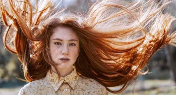 Gönül Dağı güzelleriyle konuşulmaya devam ediyor! Gönül Dağı’nın Meryem’i yeşil minisiyle sosyal medyayı salladı