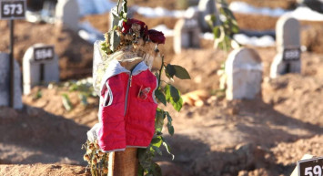 Görüntüler yürekleri yaktı: Mezarlar yarım kalan hikayelerle doldu