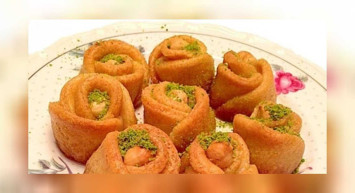 Gül tatlısı tarifi : en güzel ve lezzetli gül tatlısı nasıl yapılır? Gül tatlısı malzemeleri ve pratik tarifi