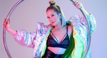 Gülçin Ergül trafik kazasında hayatını kaybeden sevgilisi Erdal Şeyda Lafçı için şarkı yaptığını gözyaşları içinde duyurdu